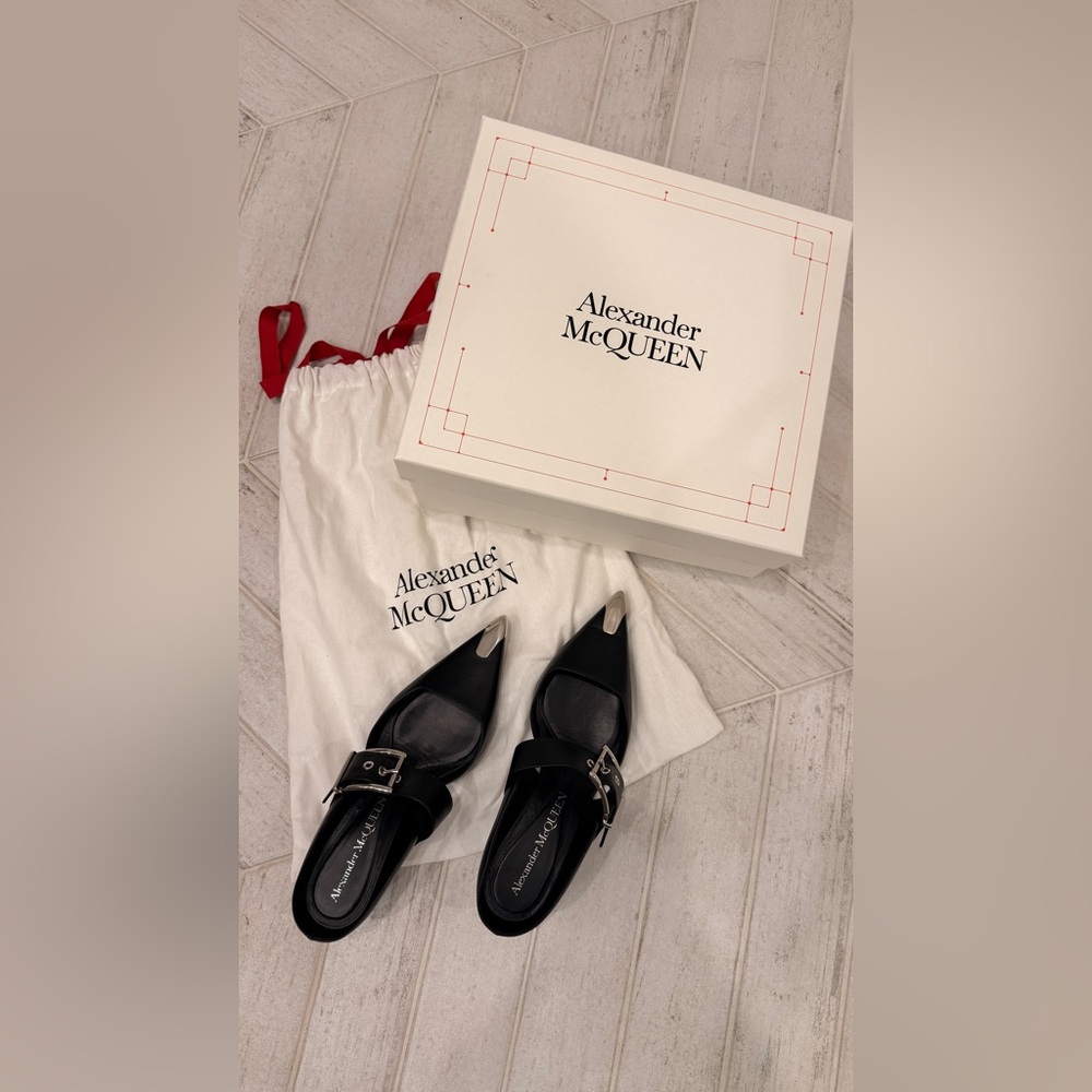 Alexander McQueen Black Kitten Heel Shoes